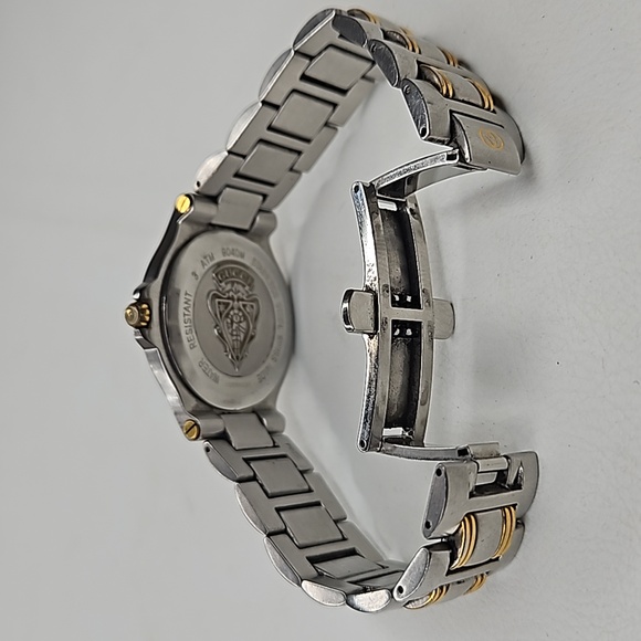 Authentic Gucci Watch 9040 M Mens Dial Quartz Two-Tone Link Date Watch - Picture 8 of 16